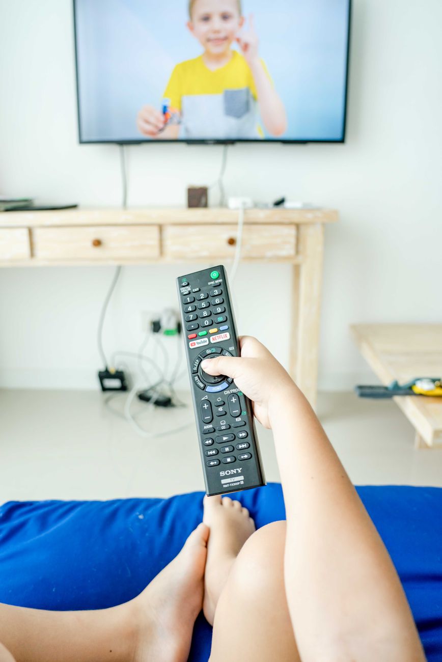 How AI celebrity ads slip past streaming approval